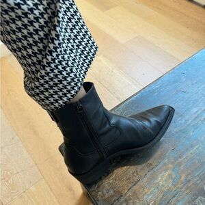 Cowboy Boots by Zara| amazing conditions and good price!